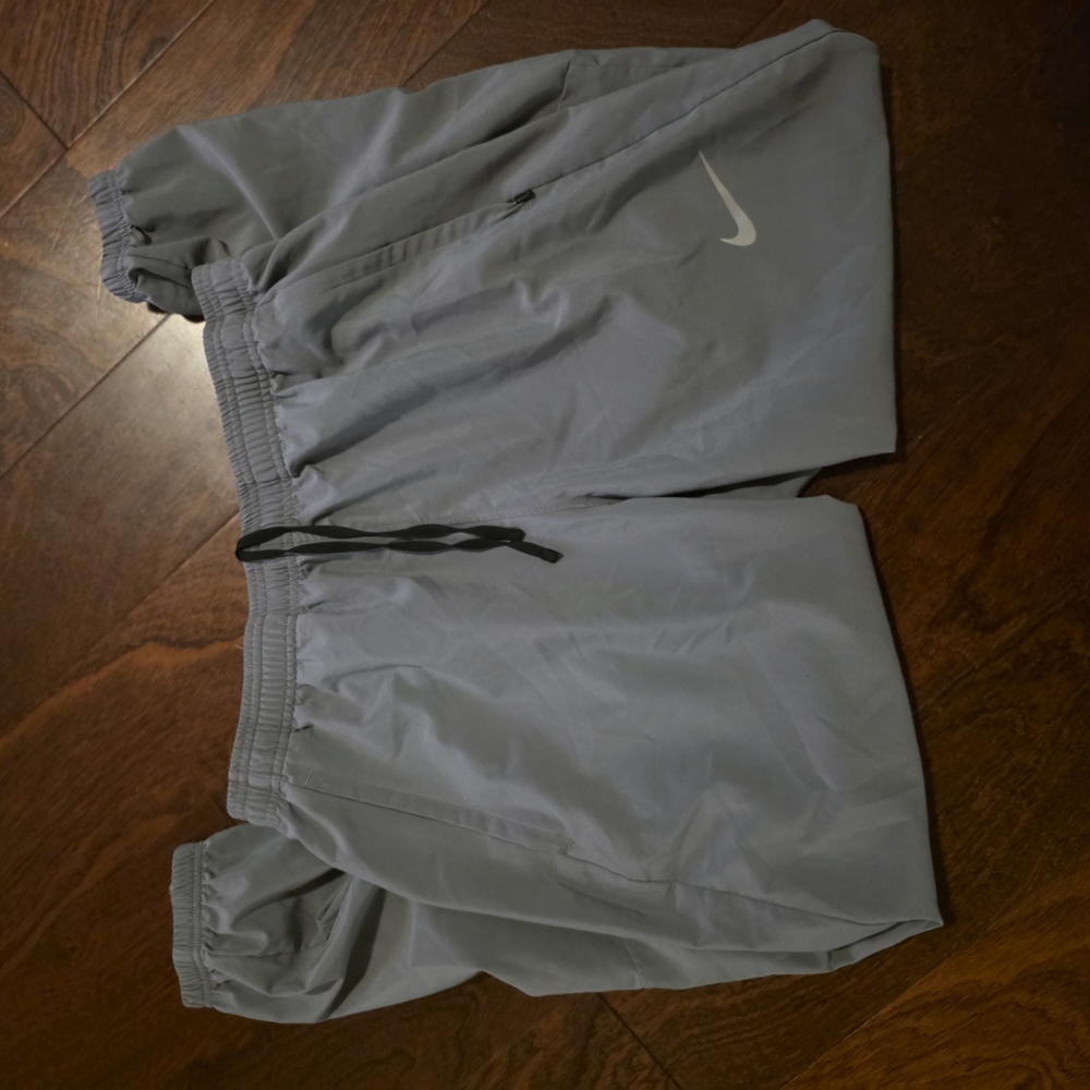 Nike Men's Athletic Pants in Gray